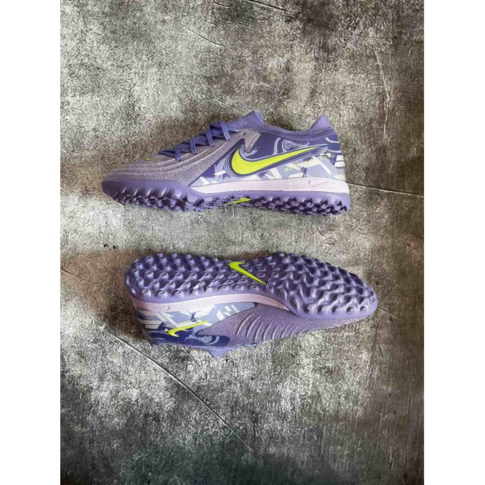 Сороконожки Nike Phantom Luna FG