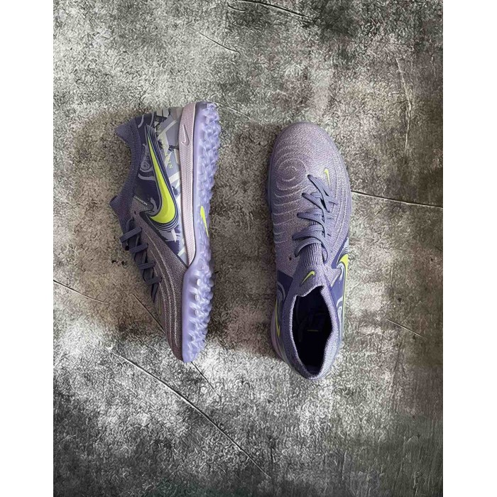 Сороконожки Nike Phantom Luna FG