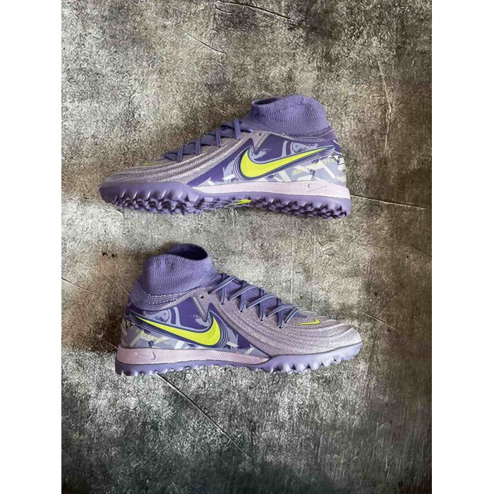 Сороконіжки Nike Phantom Luna FG