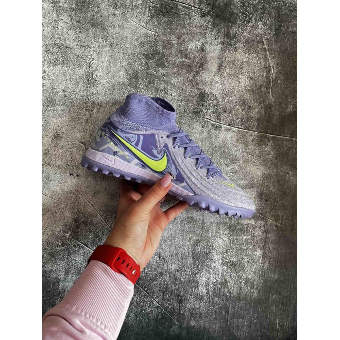 Сороконіжки Nike Phantom Luna FG