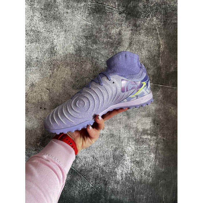 Сороконіжки Nike Phantom Luna FG