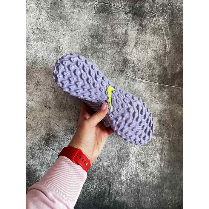 Сороконіжки Nike Phantom Luna FG
