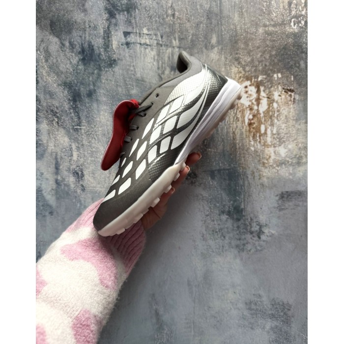 Сороконожки Adidas Predator LEAGUE TF