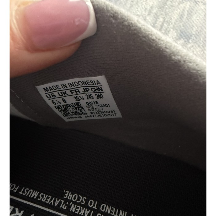 Сороконожки Adidas Predator LEAGUE TF